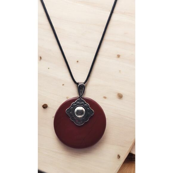 Vintage Carnelian Round Carved Pendant Necklace Sterling Silver - Picture 2 of 4